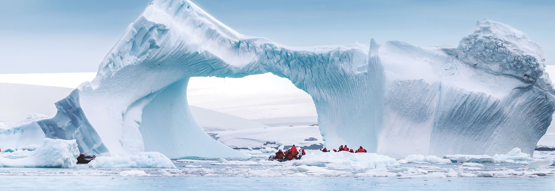 Antarctica ClassicAntarctica Zodiac Iceberg MH